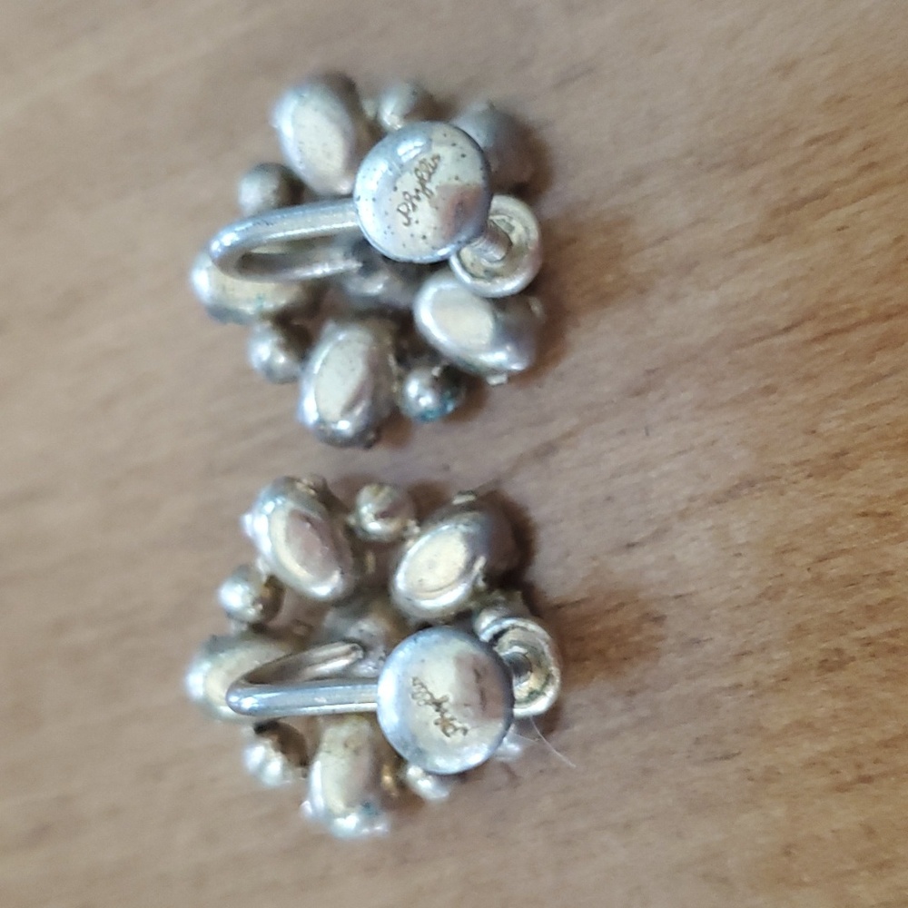 Phyllis Rhinestone earrings - Picture 2 of 2